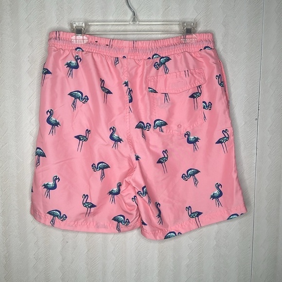 CLUB ROOM quick dry performance flamingo 7” swim trunks size medium - Picture 5 of 6